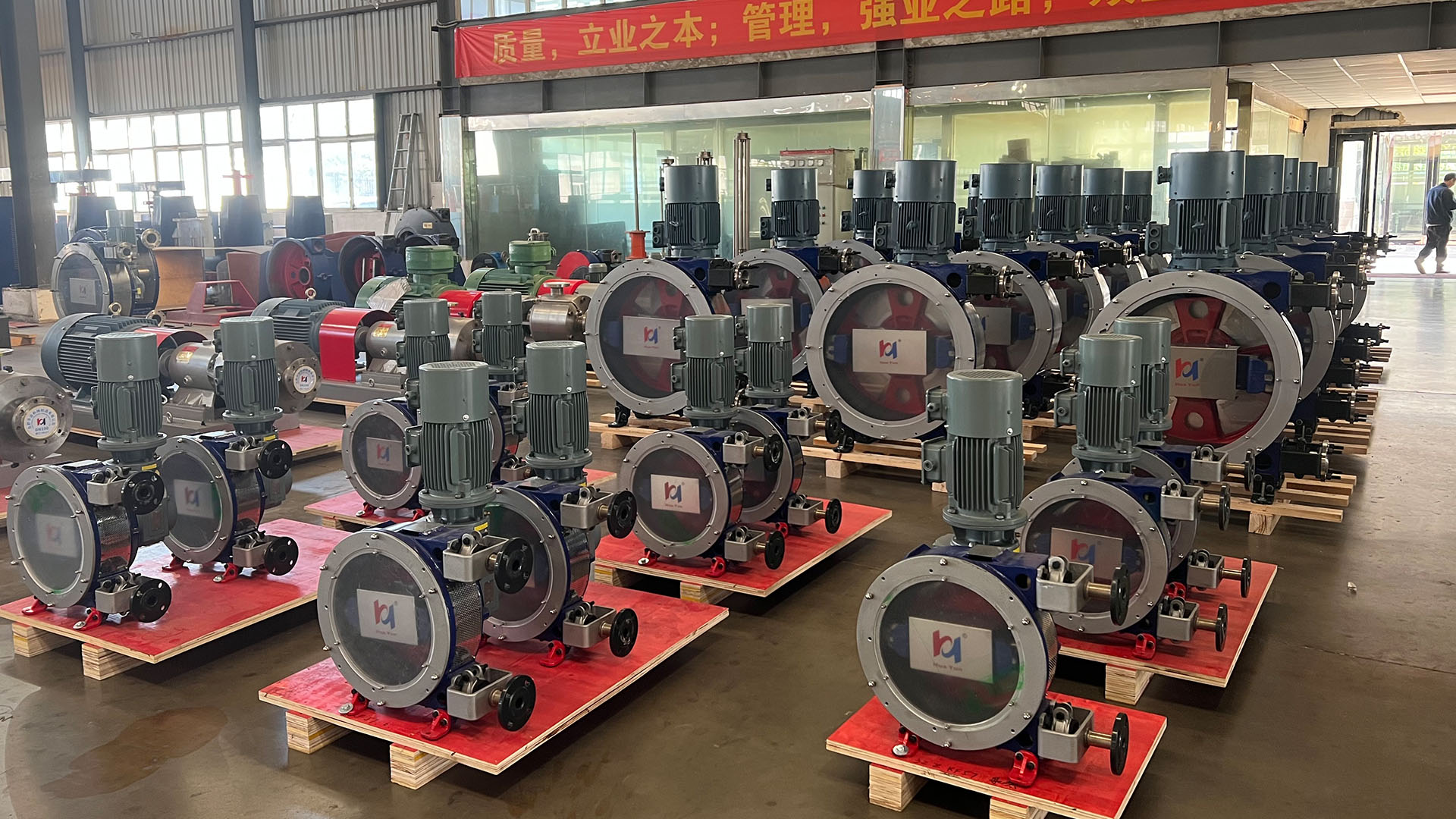 我司為某電池公司生產(chǎn)軟管泵